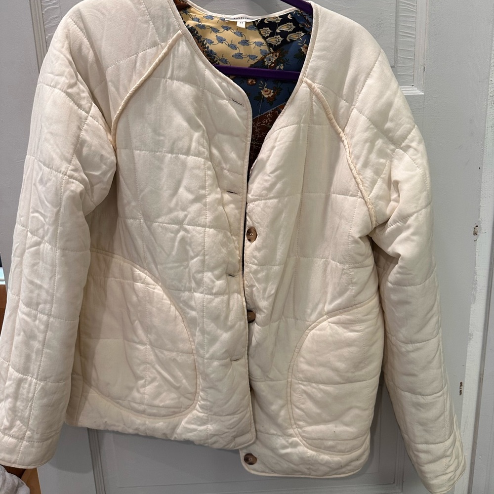 Reversible Coat. Quilted Pattern Interior. Button… - image 1